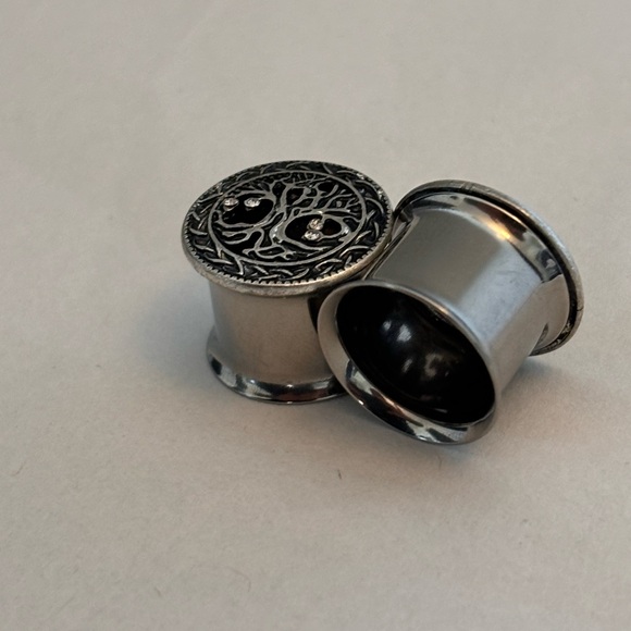 Tree of Life Flared Plugs - Picture 4 of 7